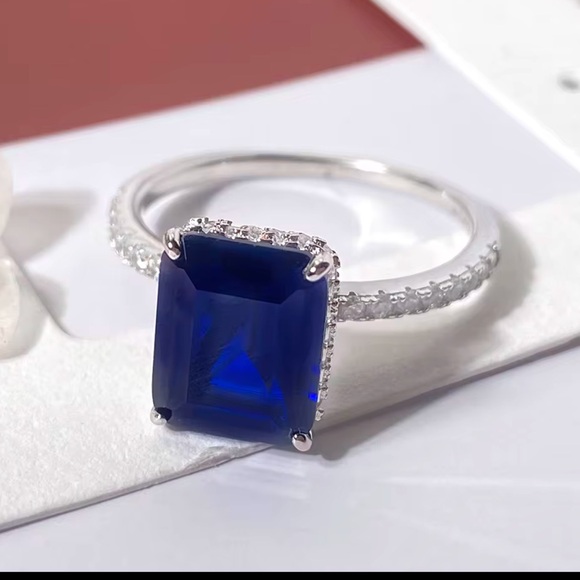 S925 Sterling Silver Radiant Cut Blue Vintage Cubic Zirconia Ring - Picture 8 of 12